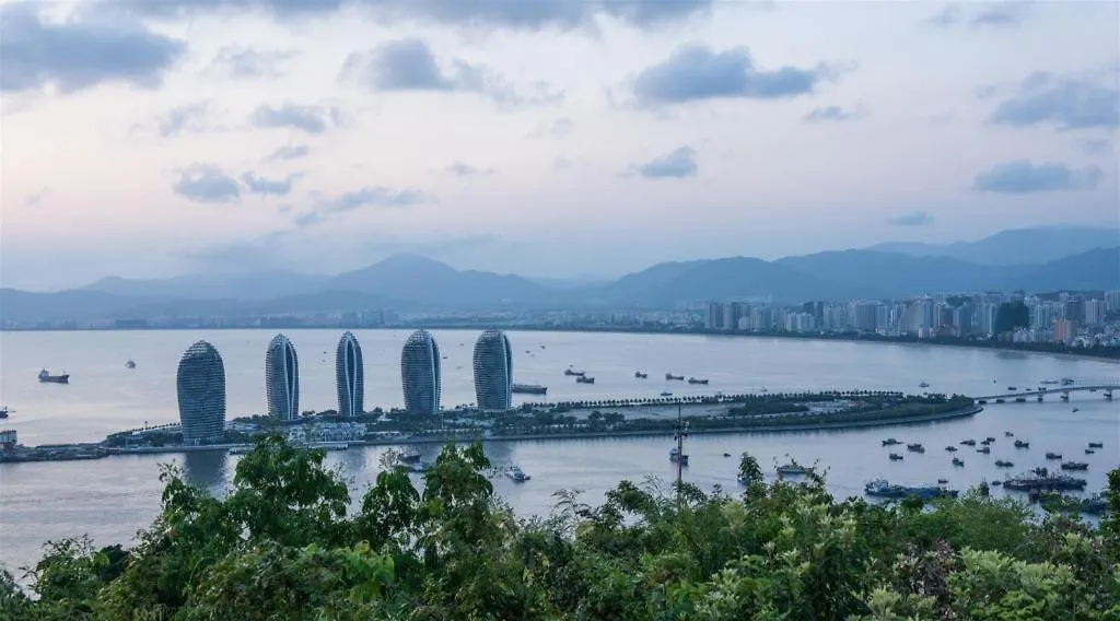 Poly Phoenix Hotel Sanya