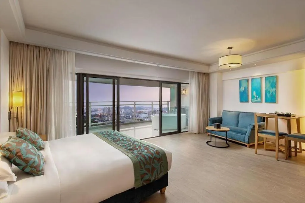 Poly Phoenix Hotel Sanya 3*,