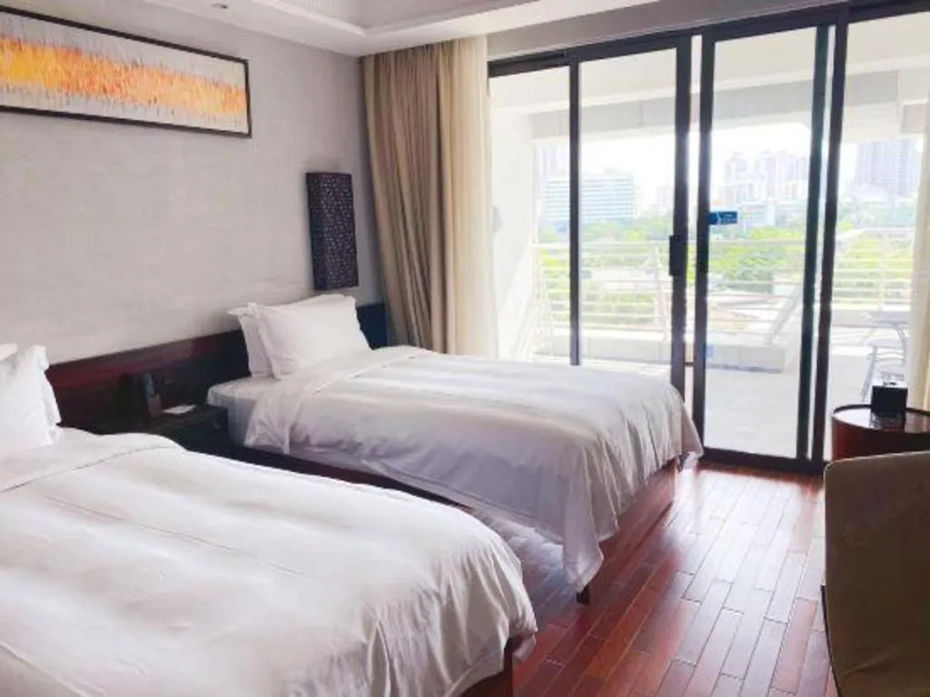 Poly Phoenix Hotel Sanya