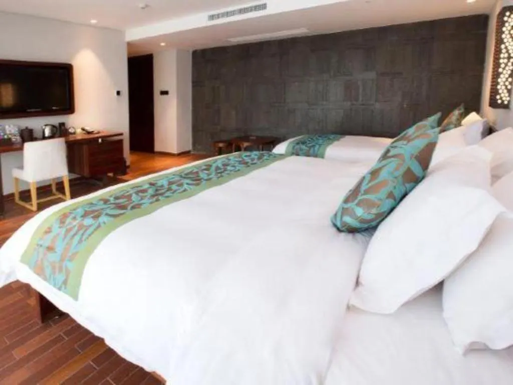 Poly Phoenix Hotel Sanya