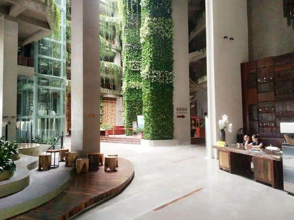 Poly Phoenix Hotel Sanya 3*,